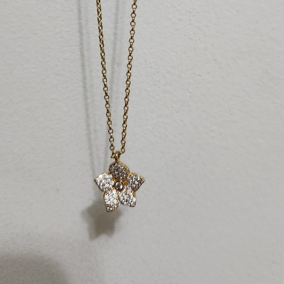 New Kate Spade Blooming Gold Pave Flower Stud Earrings & Necklace - Picture 4 of 6